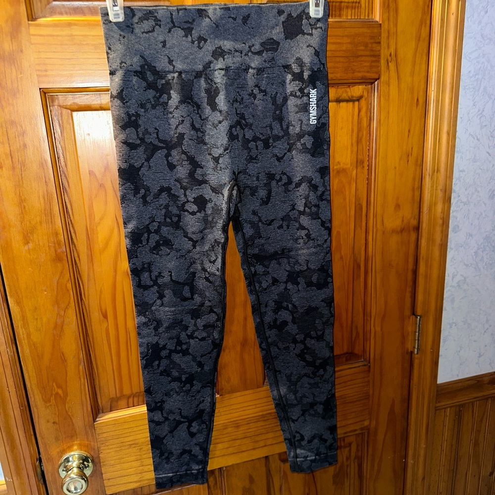 Gymshark Seamless Black Camo Leggings Size XL